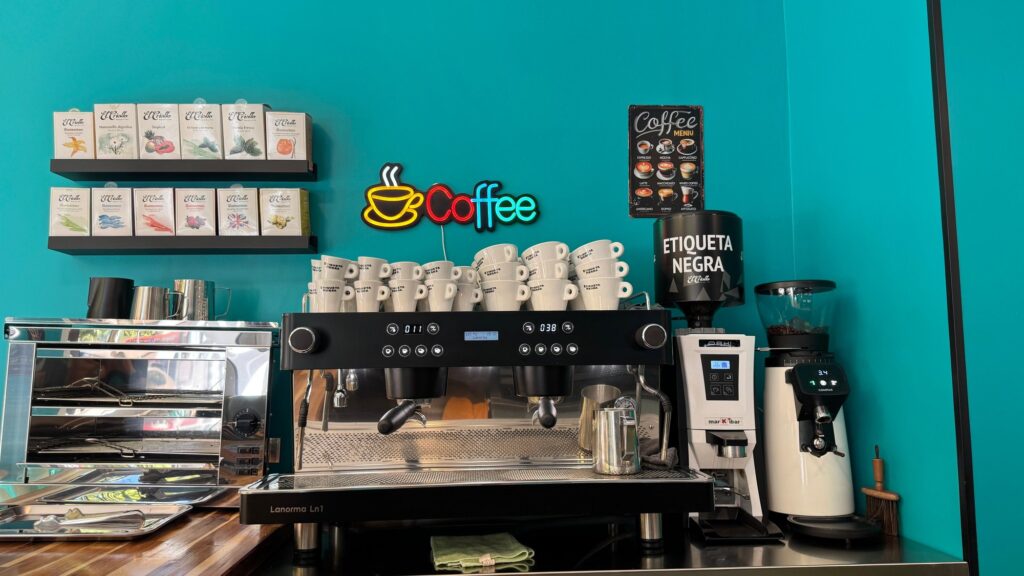 La barra de café de Plaxinta
